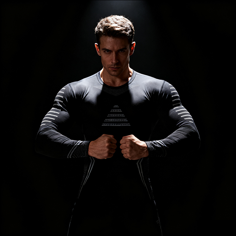 Compression Running Shirt Men  - огляд і ціна Running Gear Winter
